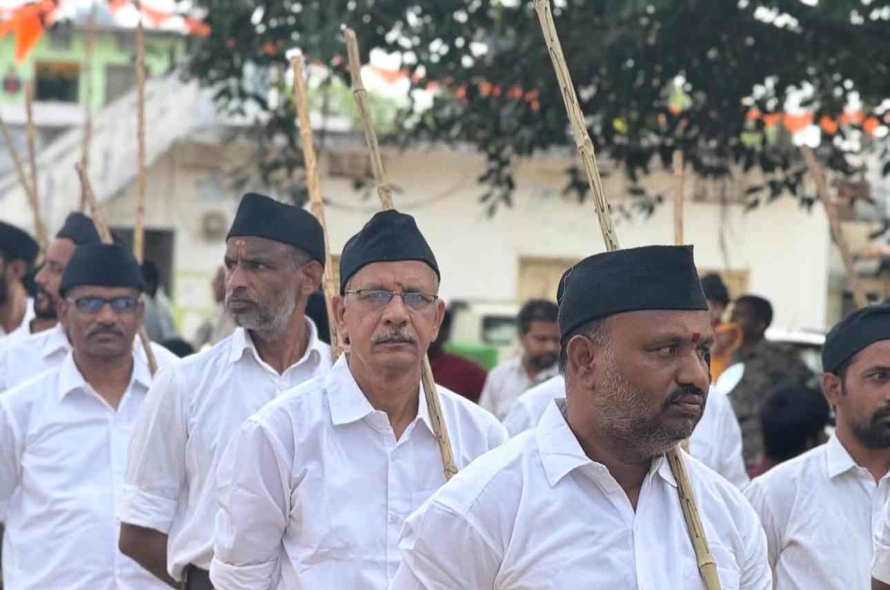 ಹೈಕೋರ್ಟ್ ತಡೆ: ಸಾರ್ವಜನಿಕ ಸ್ಥಳಗಳಲ್ಲಿ ಖಾಸಗಿ ಸಂಸ್ಥೆಗಳ ಚಟುವಟಿಕೆಗೆ ಸರ್ಕಾರದ ನಿರ್ಬಂಧಕ್ಕೆ ತಾತ್ಕಾಲಿಕ ಬ್ರೇಕ್